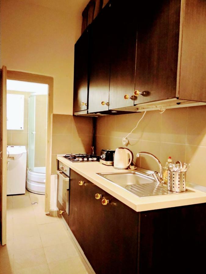 Charming vintage apartment Piata Sfatului Brasov Bagian luar foto
